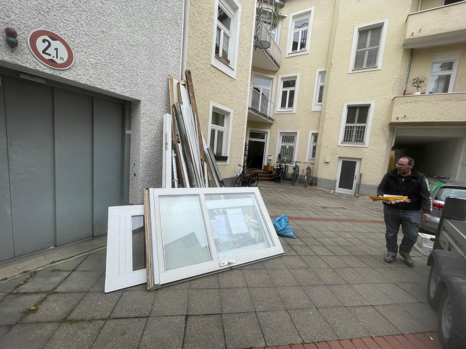 Fenster & Türen Projekt — Blütenstr. 21, München